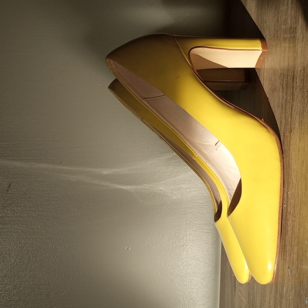 Zara Basic Yellow Heels Size 39